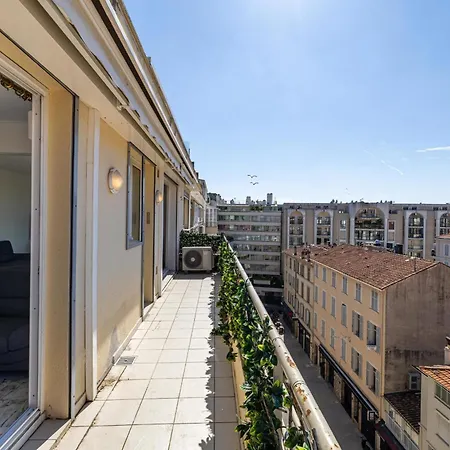 Ref 1996 Croisette - Sea View For Rent Apartment